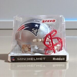 NIB 2013 New England Patriots Speed Mini Helmet Riddell NFL Licensed Brand New